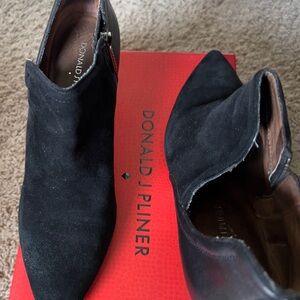 Pre Owned Donald J Pliner Black Italian Leather/Suede Ankle Boots Size 8M